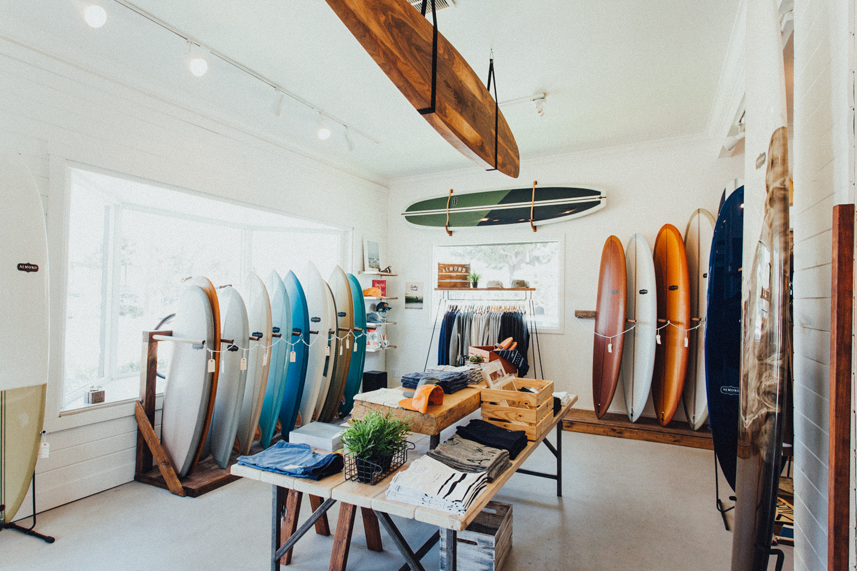 Almond Surfboards Japan