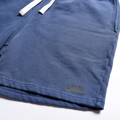 SB SWEATSHORTS emb.