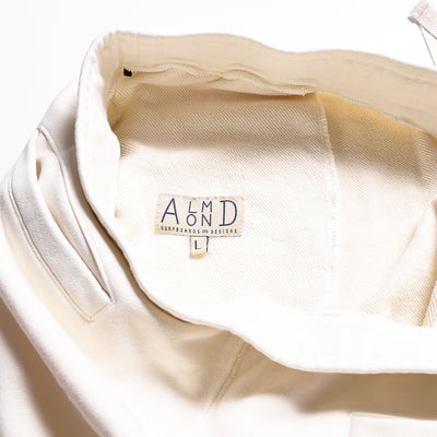 SB SWEATSHORTS emb.